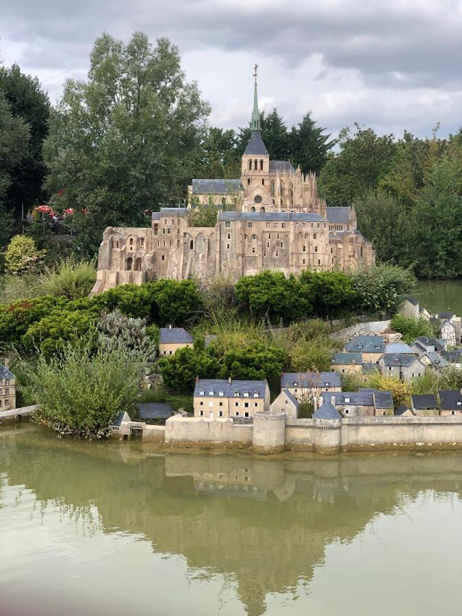 Spa Jungle Le Mesnil-Saint-Denis Екстериор снимка