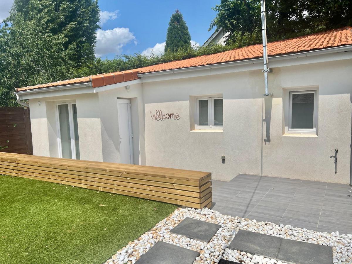 Spa Jungle Le Mesnil-Saint-Denis Екстериор снимка