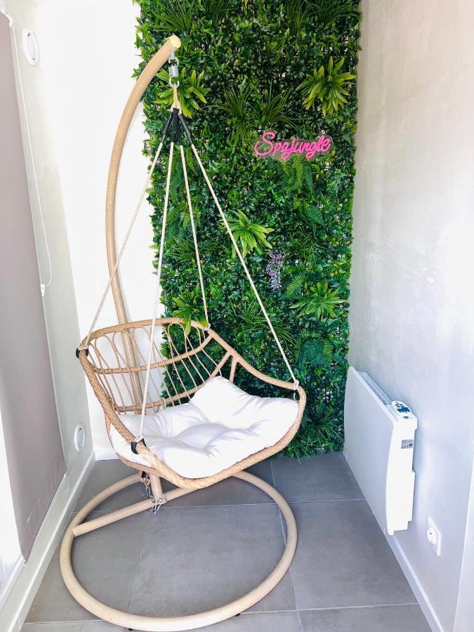 Spa Jungle Le Mesnil-Saint-Denis Екстериор снимка