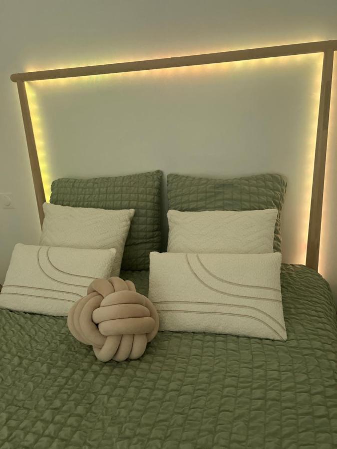 Spa Jungle Le Mesnil-Saint-Denis Екстериор снимка