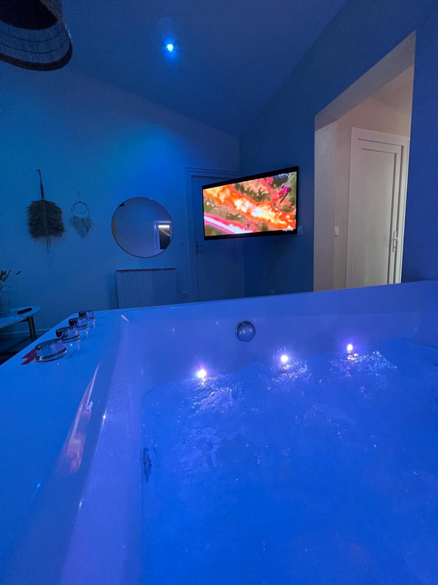 Spa Jungle Le Mesnil-Saint-Denis Екстериор снимка