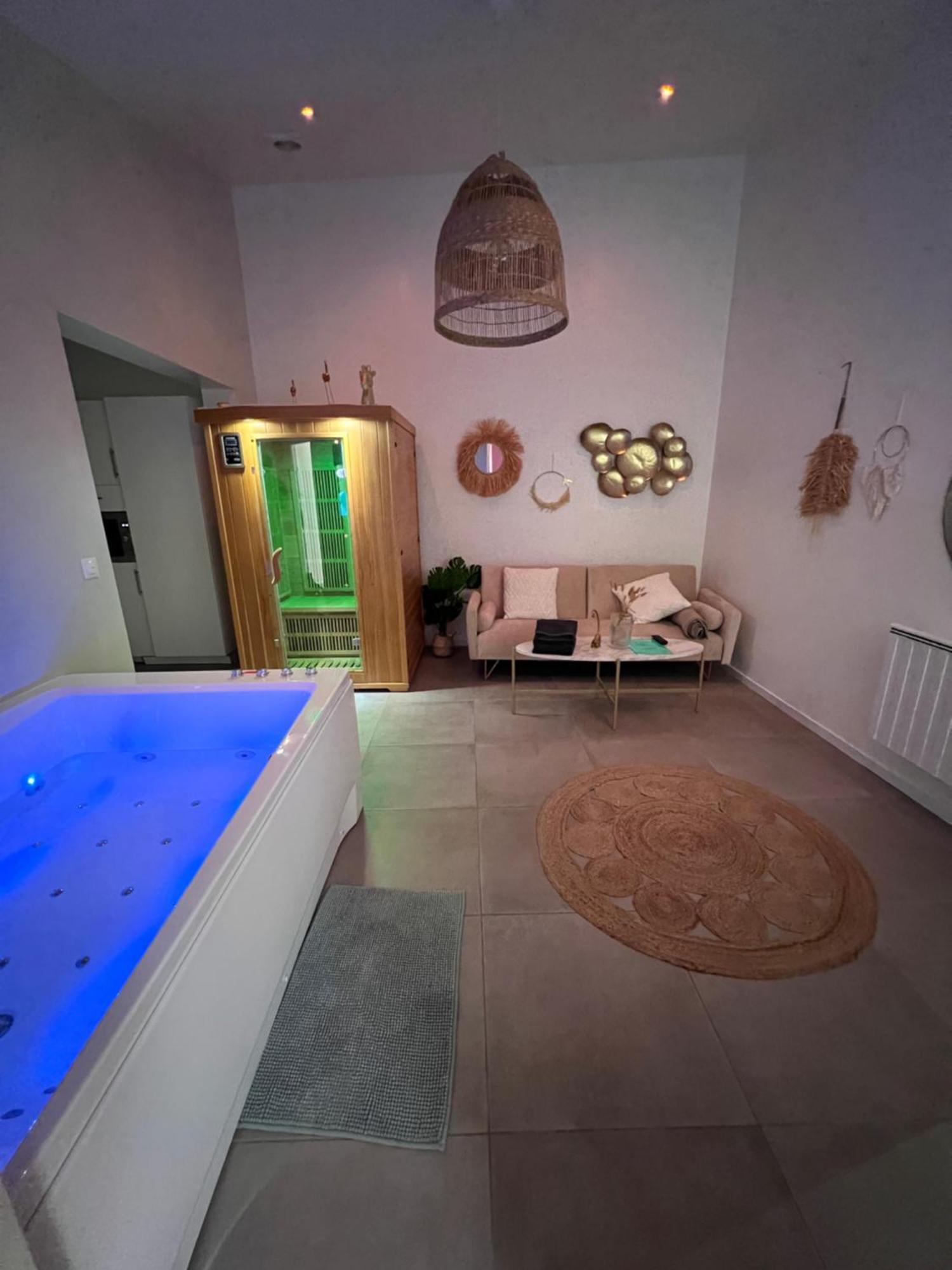 Spa Jungle Le Mesnil-Saint-Denis Екстериор снимка